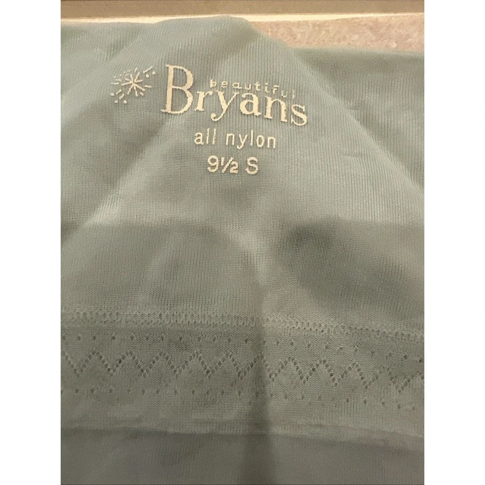 Beautiful Bryans 475 Nude Heel Crystal Glow 9 1/2 ‎ 1 Pair Short